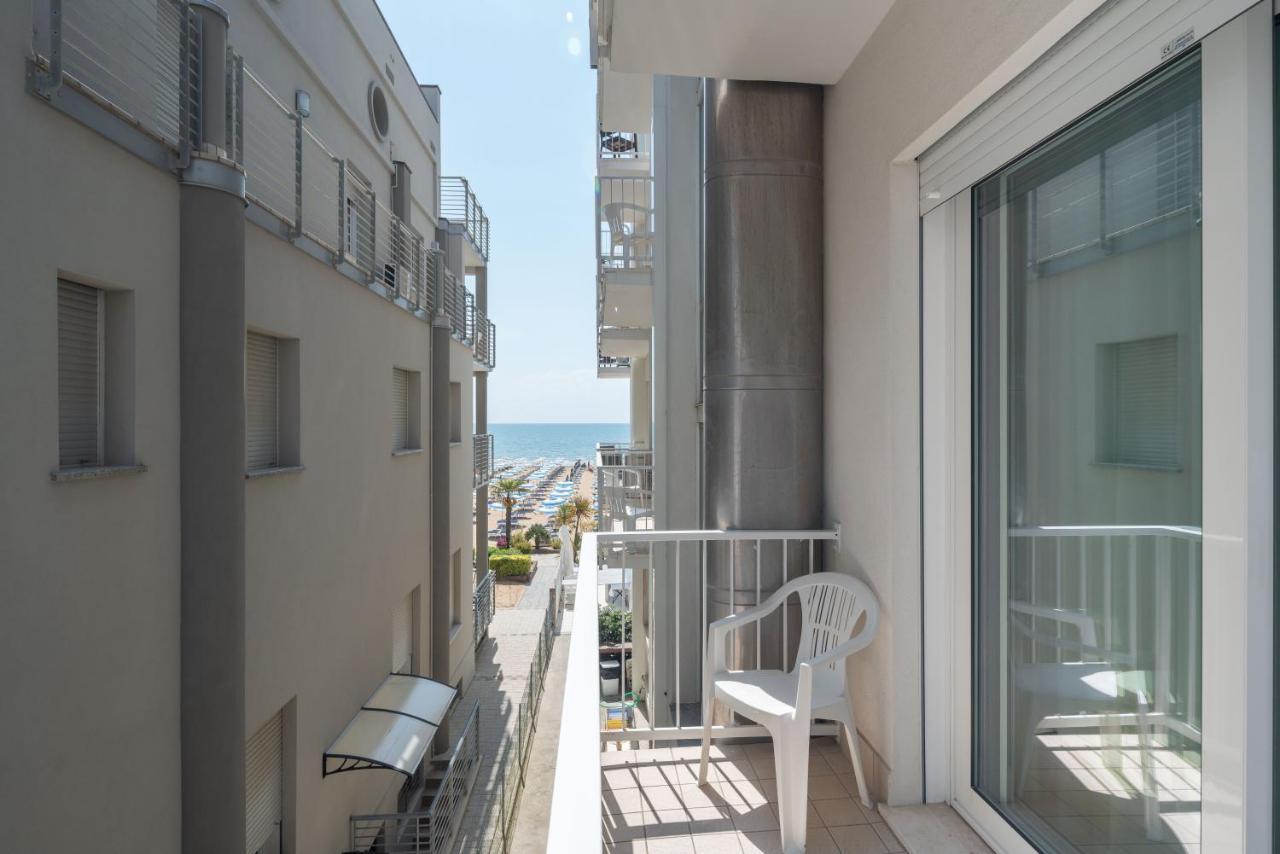 Hotel Boston 3 Stelle Superior Frontemare Lido di Jesolo Exterior foto